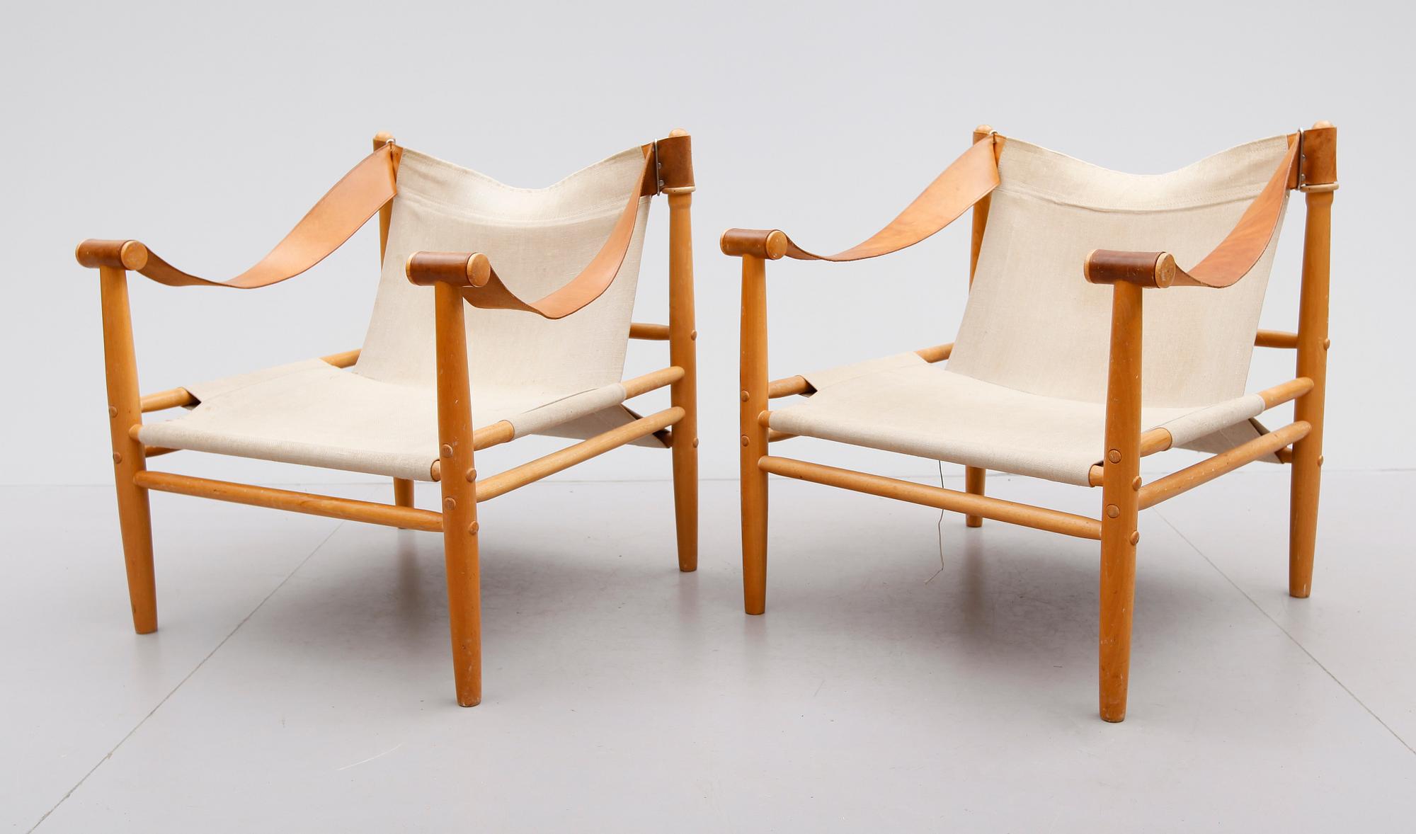 FÅTÖLJER, 1 par, 1900-talets andra hälft.