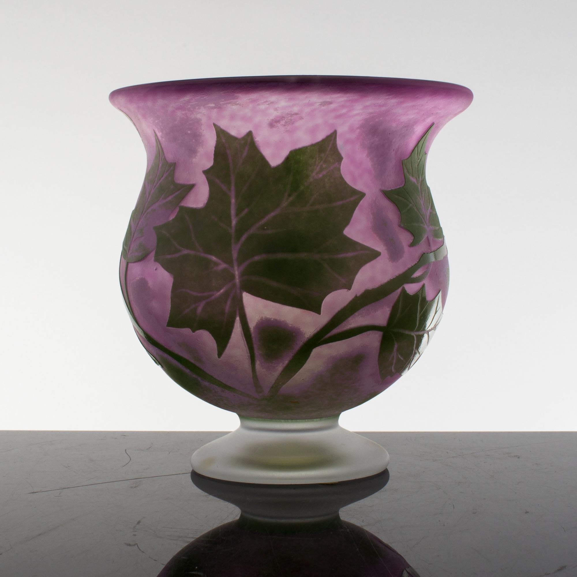 An overlay unique glass vase by Astrid Gate 1997.