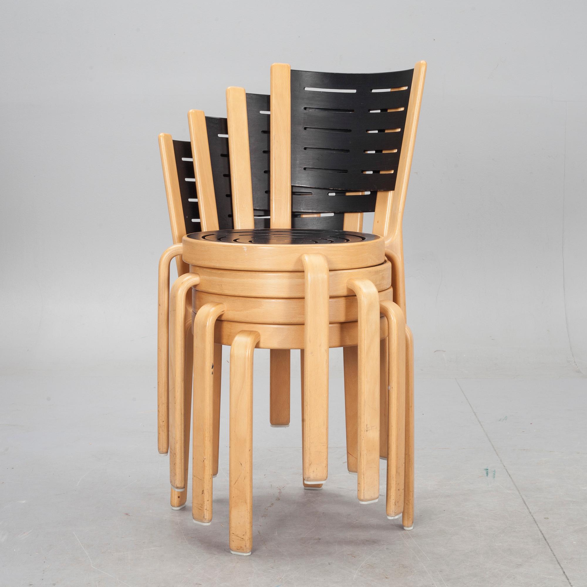 STOLAR, 4 st, design Magnus Olesen. Danmark.
