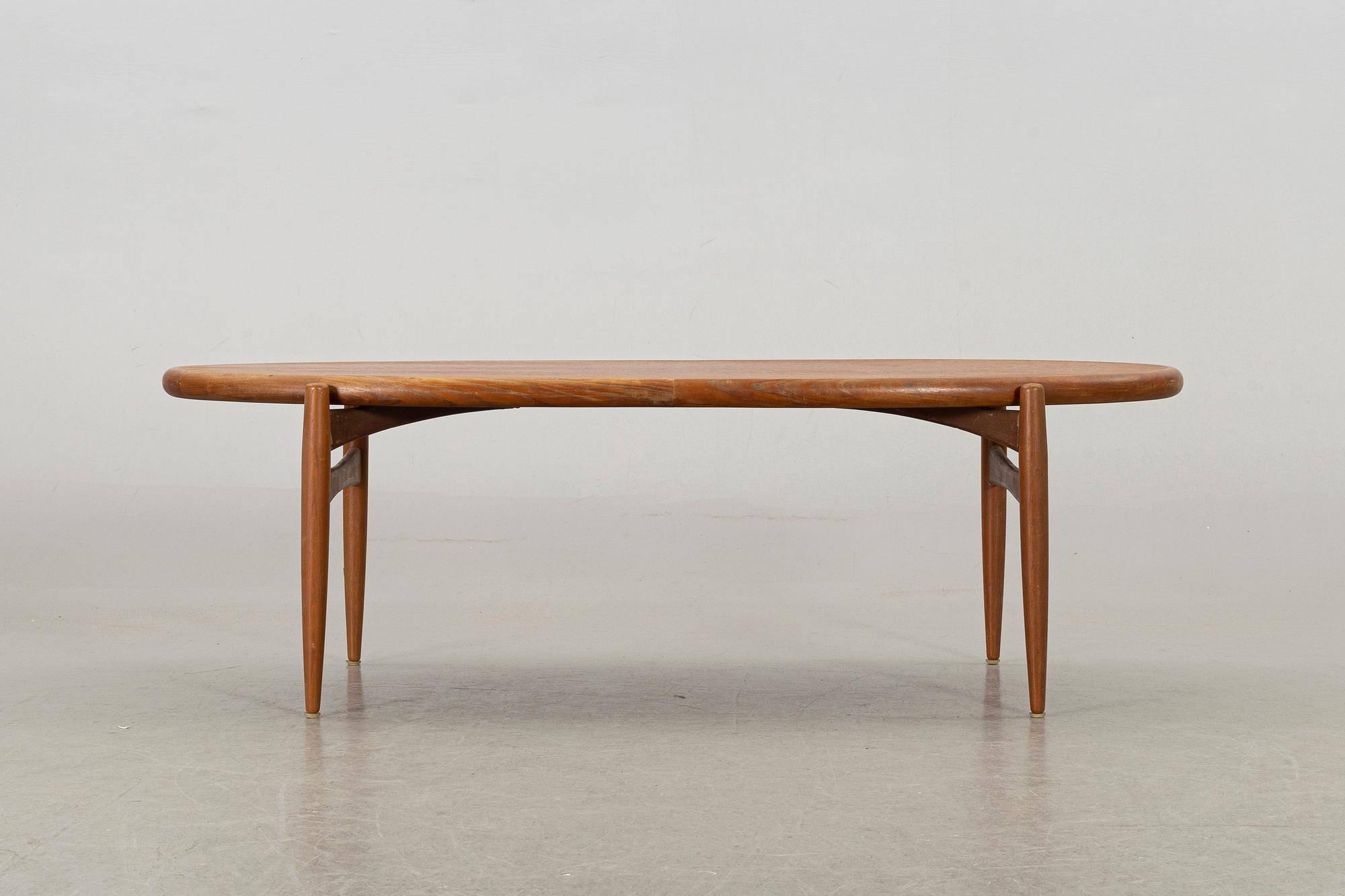 JOHANNES ANDERSEN, coffee table.