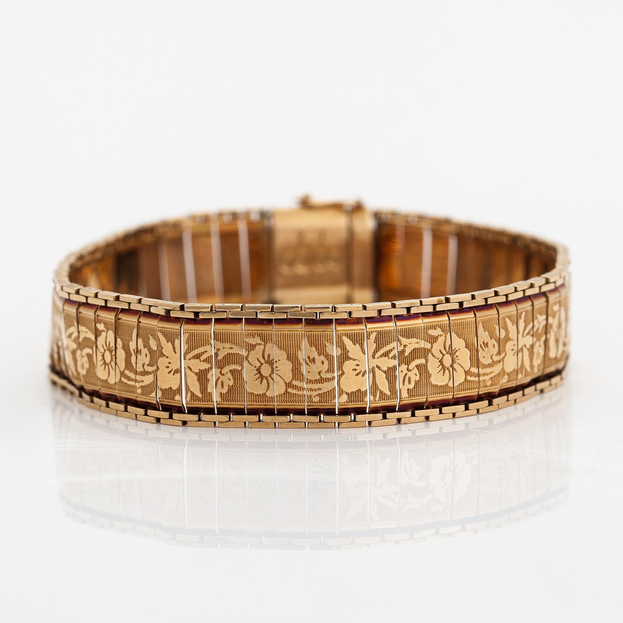 A 14K gold bracelet. L. Gunnari, Helsinki 1929.