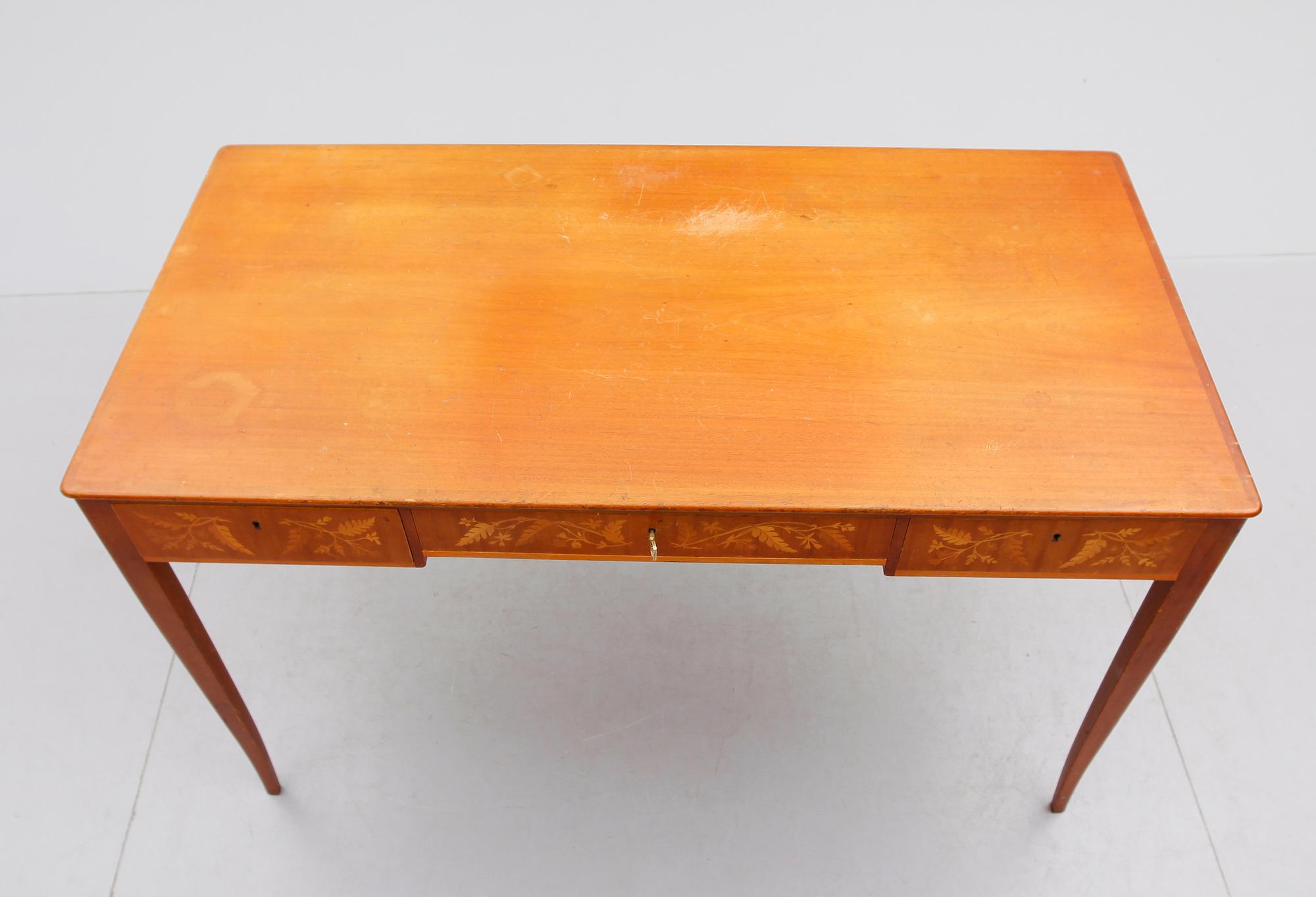 SKRIVBORD, "Guldheden", Carl Malmsten, 1900-talets mitt.