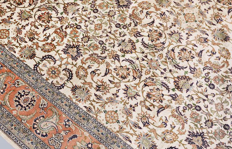 Carpet, Silk Kashmir, 337 x 242 cm.