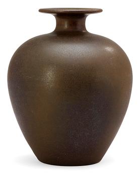 829. A Erik and Ingrid Triller stoneware vas, Tobo.
