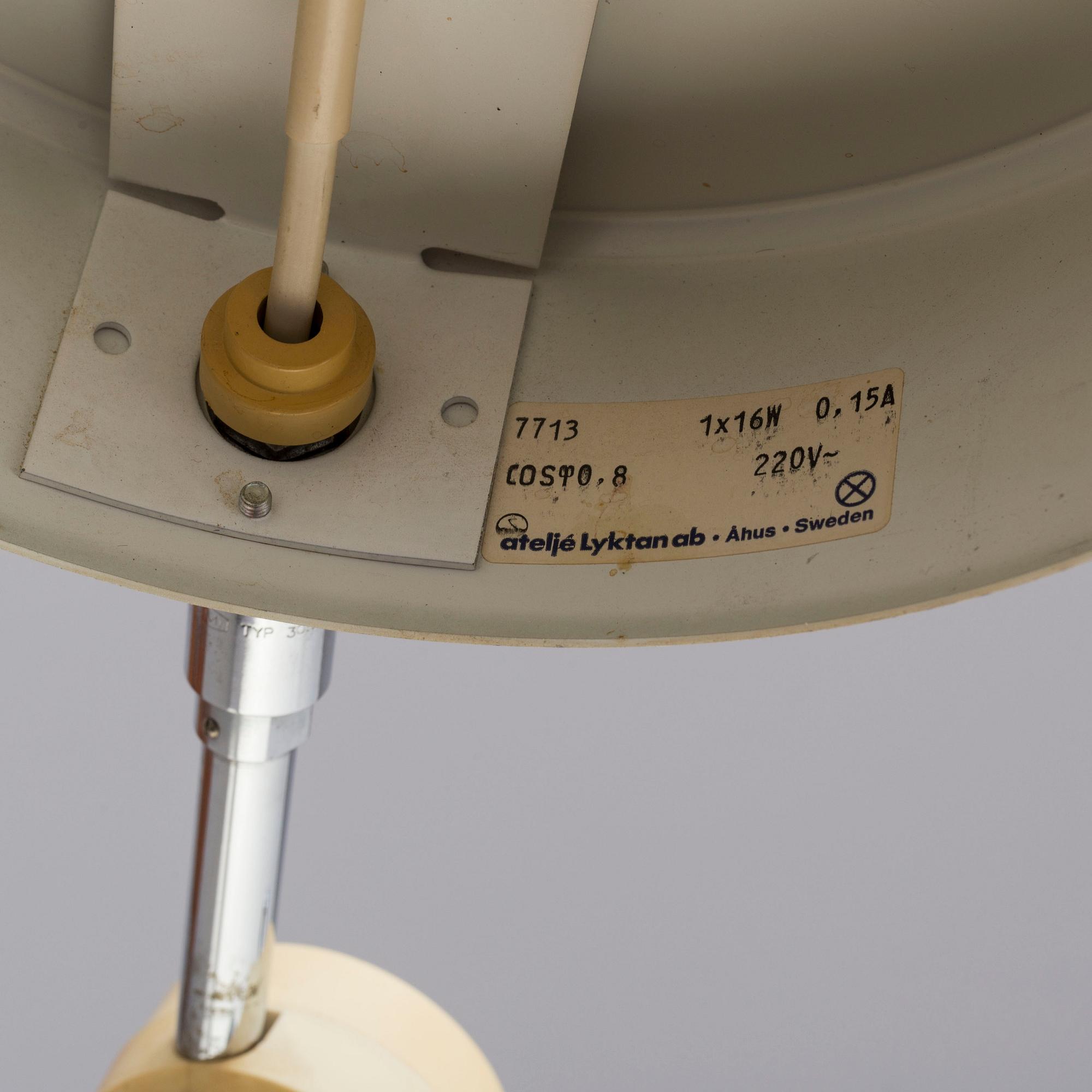 ANDERS PEHRSON, a 'Simris/Olympia' desk light from Ateljé Lyktan.