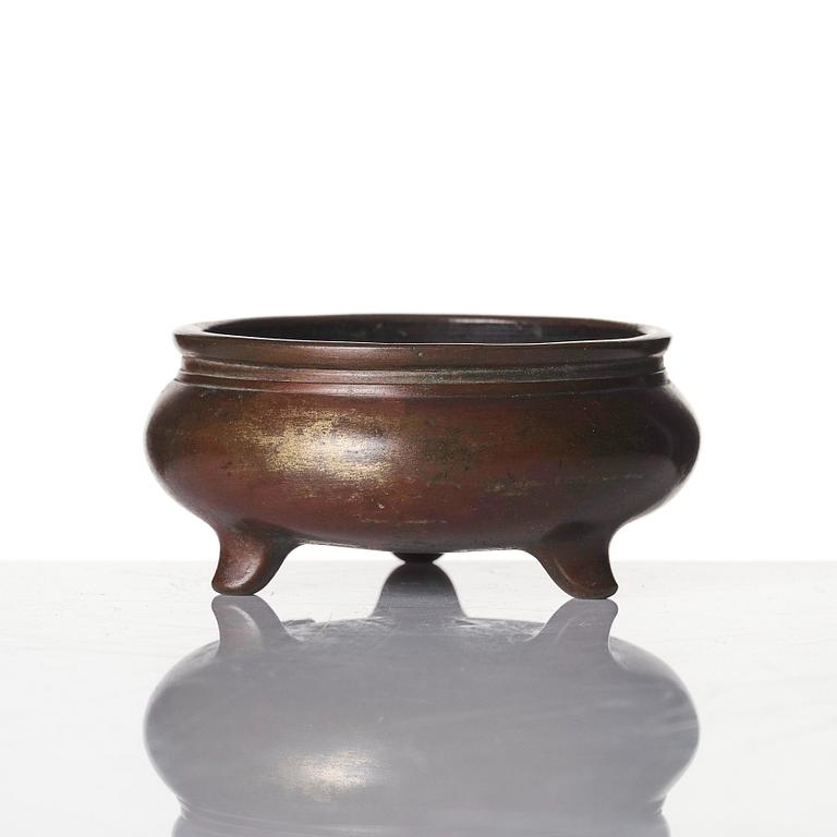 Rökelsekar, brons. 1600-/1700-tal.