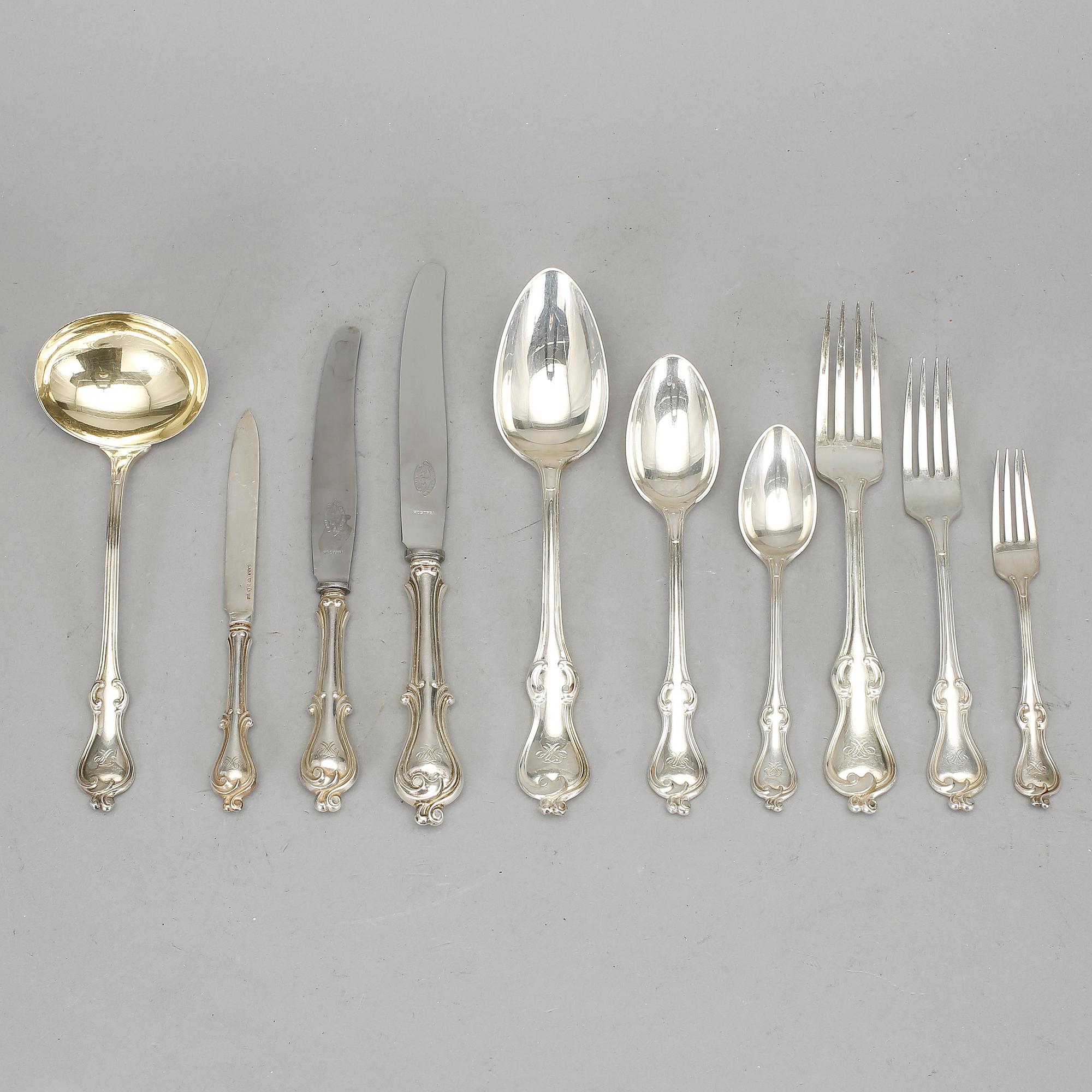 BESTICKSERVIS, 200+2+2 delar, silver, "Olga", mestadels GAB, Stockholm. 1900-tal. Vikt 10956 g.