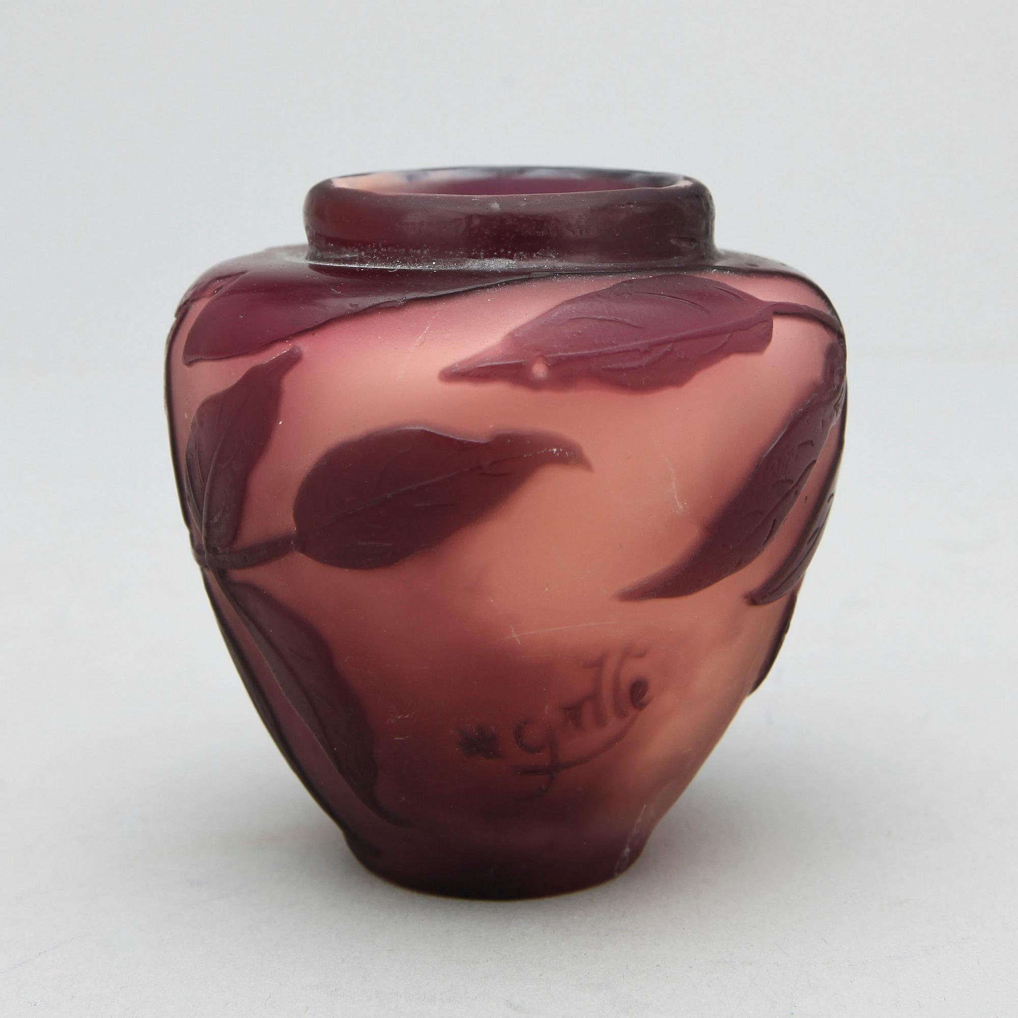 MINIATYRVAS, glas, jugend, Gallé, Frankrike, 1900-talets första hälft.