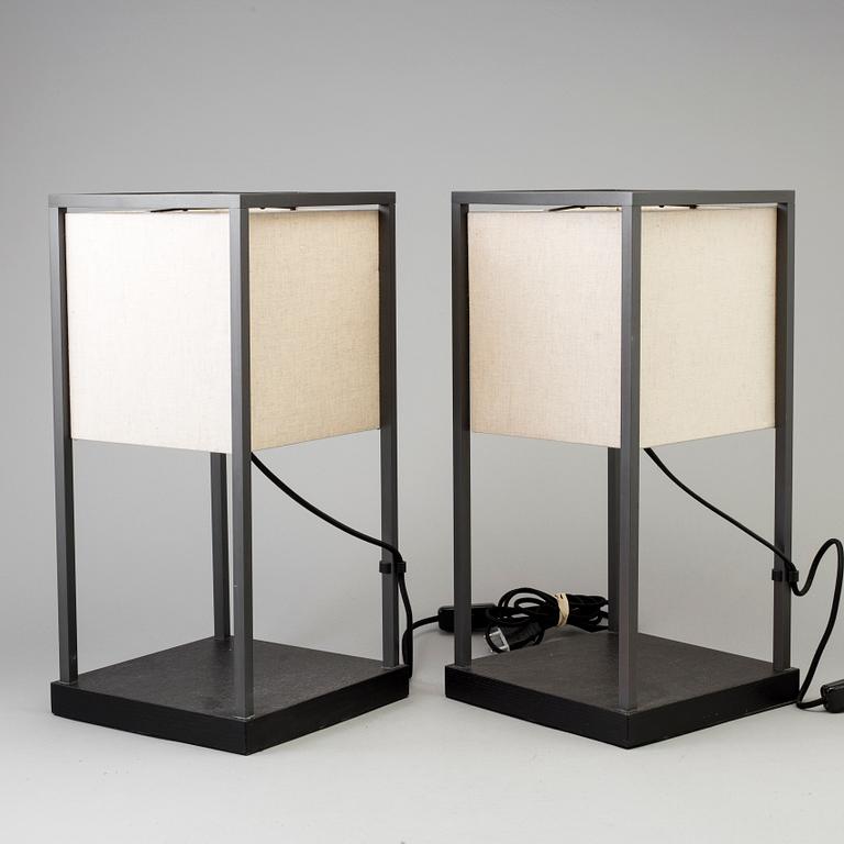 A pair of table lamps "Diogene", Armani Casa, Italy.