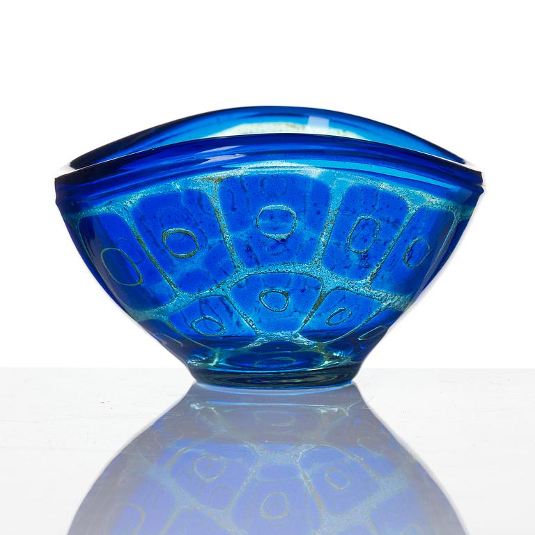 Sven Palmqvist, a ravenna glass bowl, Orrefors, Sweden, 1955, no 876.