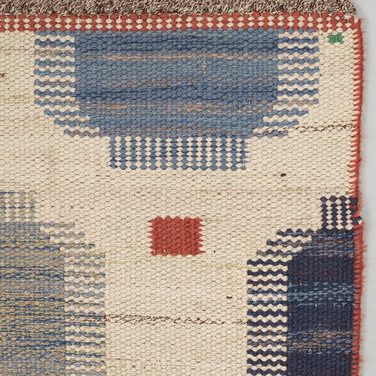 CARPET. "Blå Plump". Flat weave. 232,5 x 160 cm. Signed AB MMF.