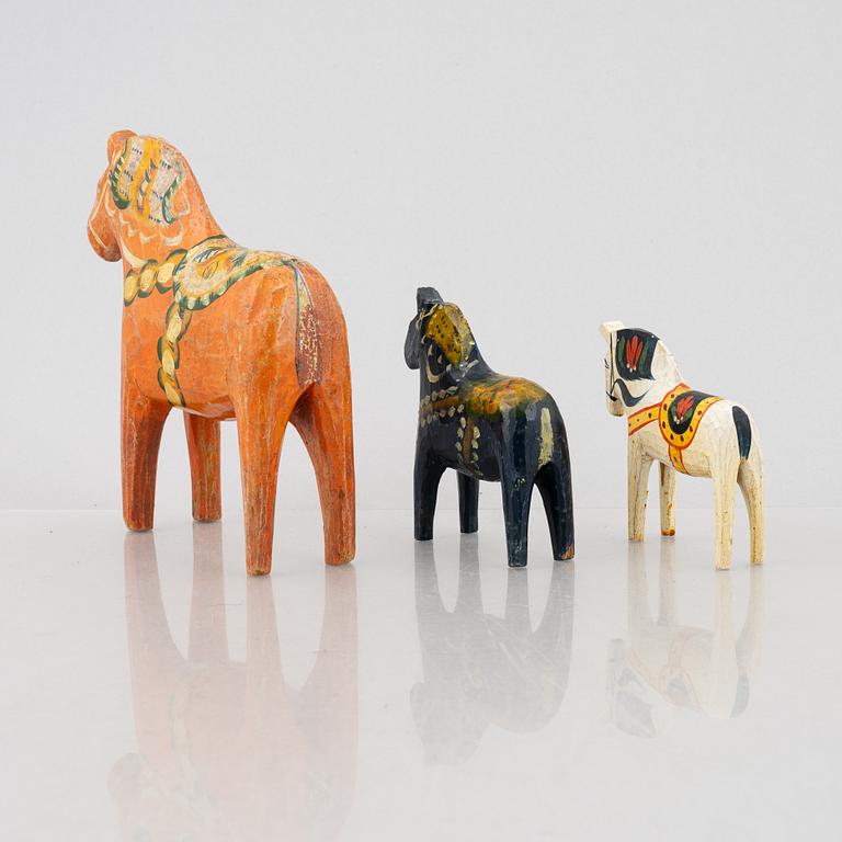 A set of three Dalecarlia horses, around the mid-20th century.