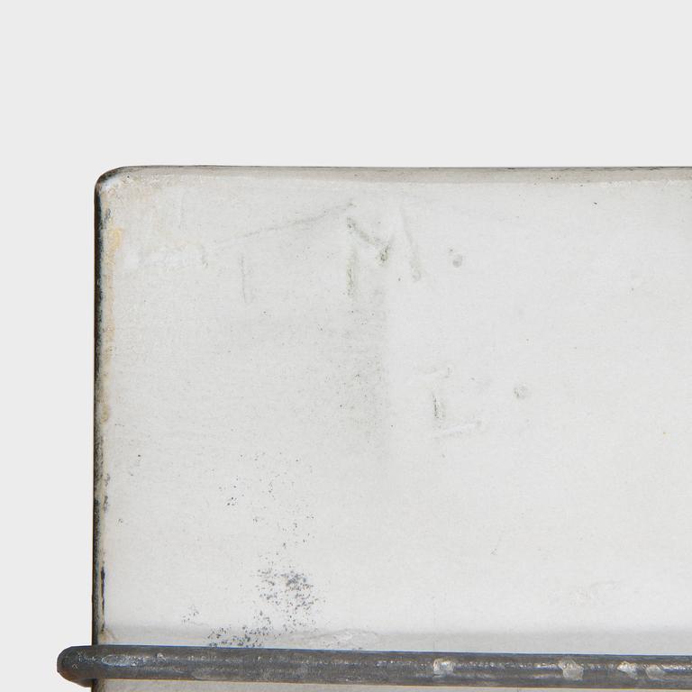 Toini Muona, väggplakett, stengods, signerad i godset TM.