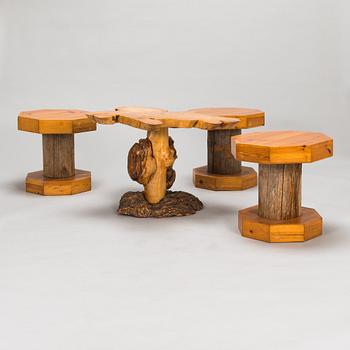 Soffbord och pallar 3 st, 1900-talets mitt.