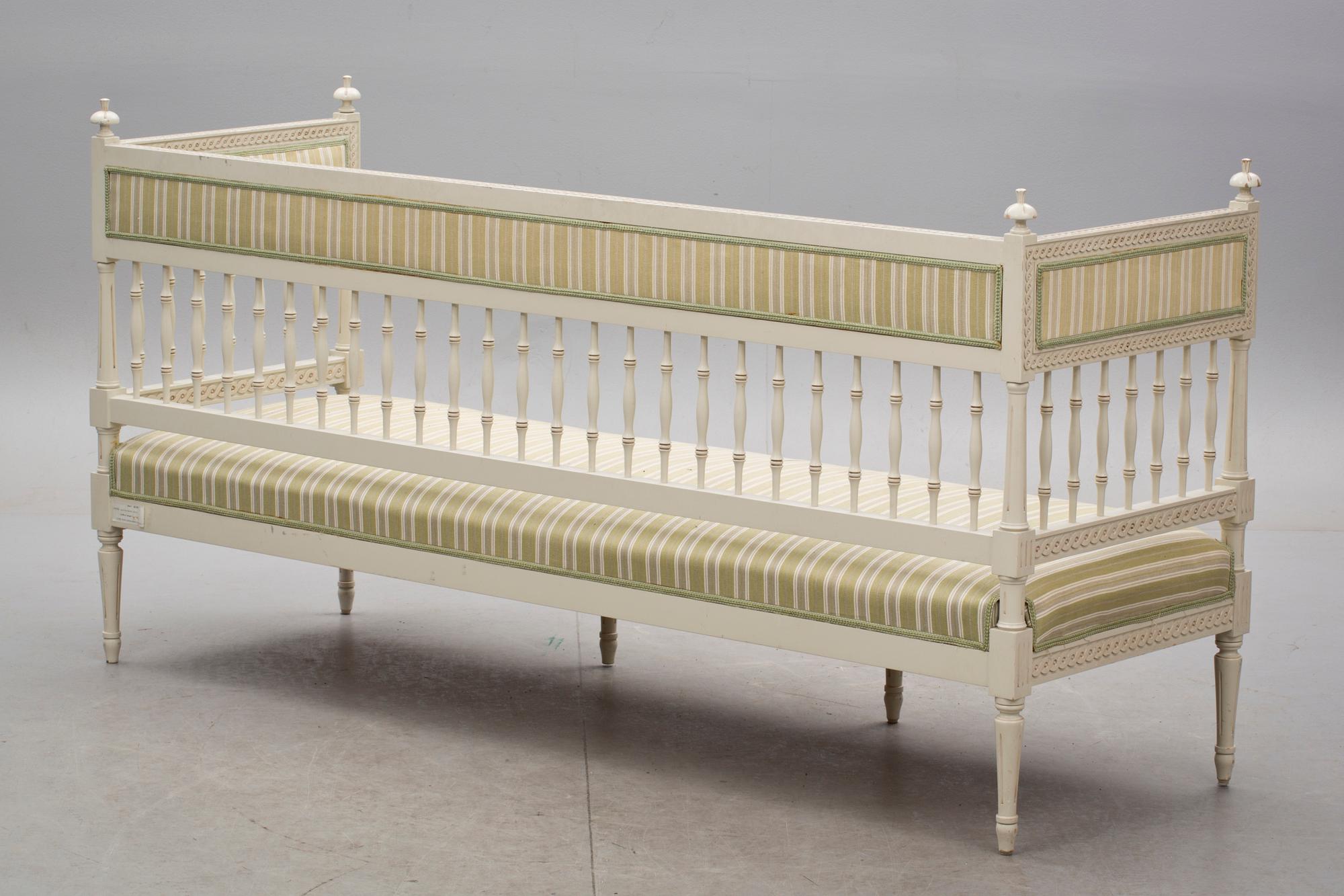 SOFFA, gustaviansk stil, 1900-tal.