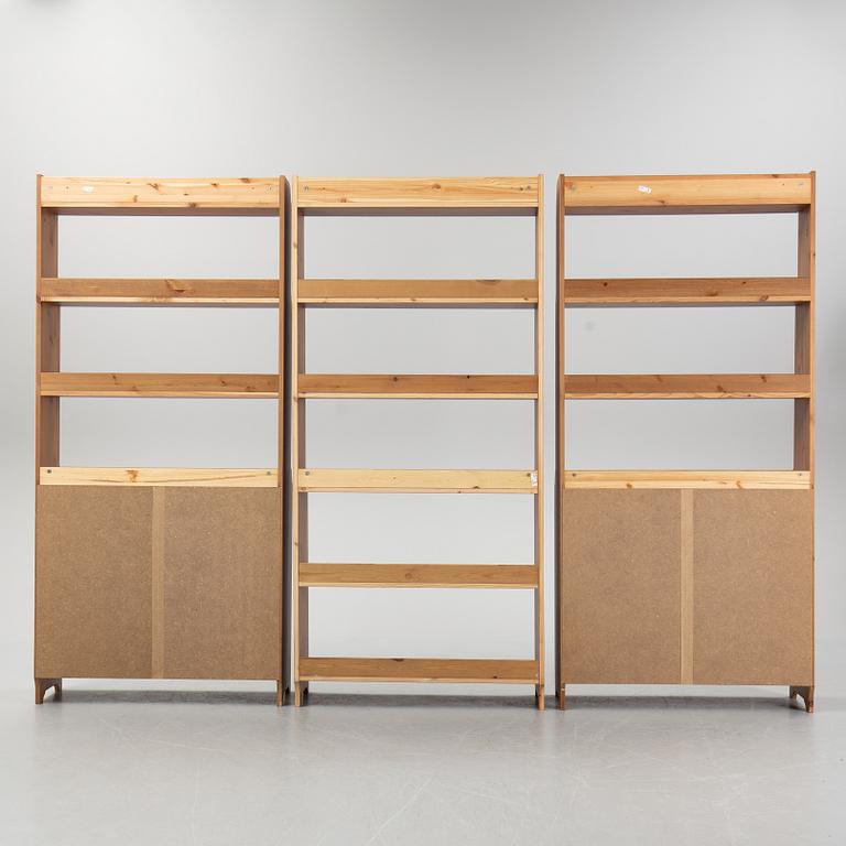 Hyllor, 3 st, Leksvik, IKEA, daterade 1999.