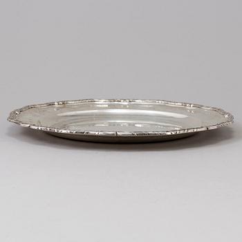 A Samuel Pettersson silver tray, Linköping 1906.