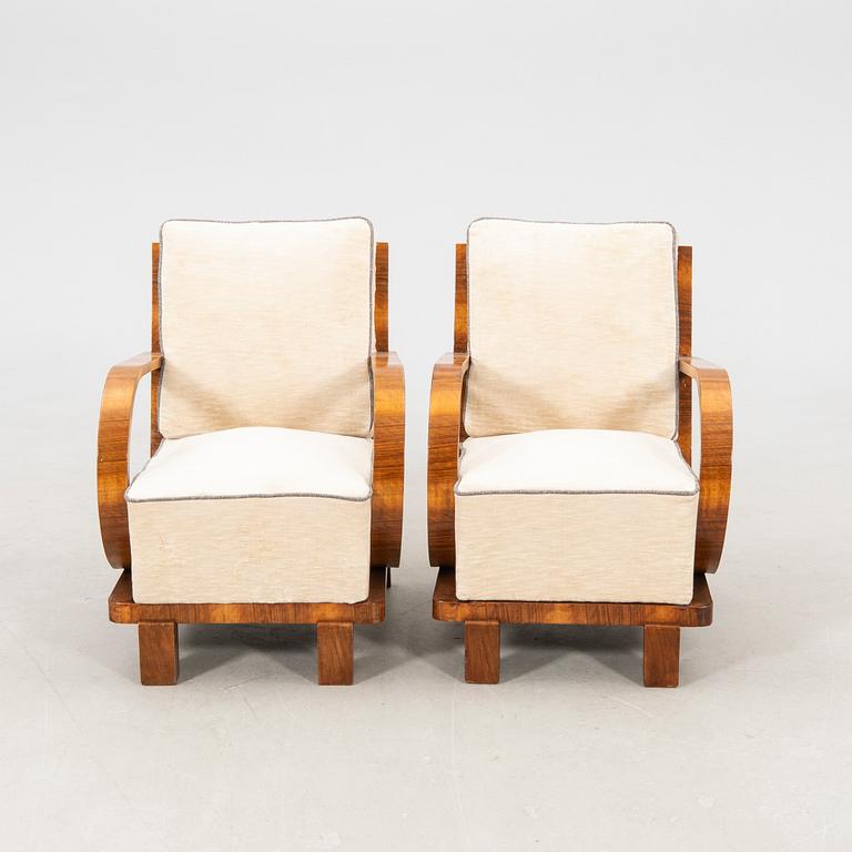 Armchairs, a pair from the first half of the 20th century.