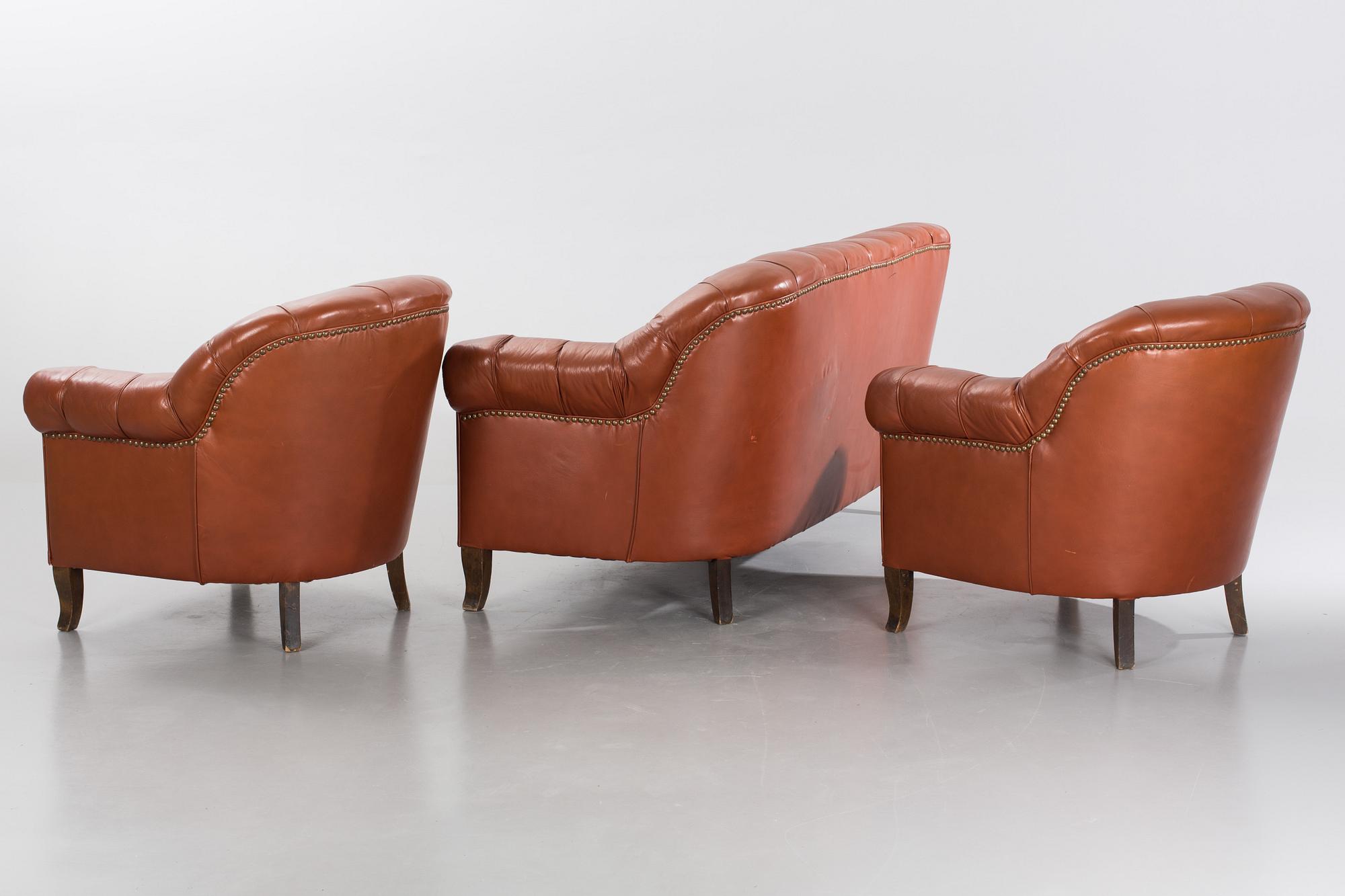 SOFFGRUPP, 3 delar, "Chesterfield". 1920-tal.