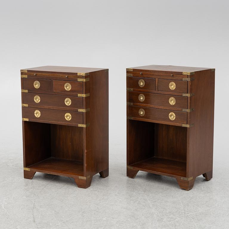 Sängbord, ett par, 1900-talets andra hälft.