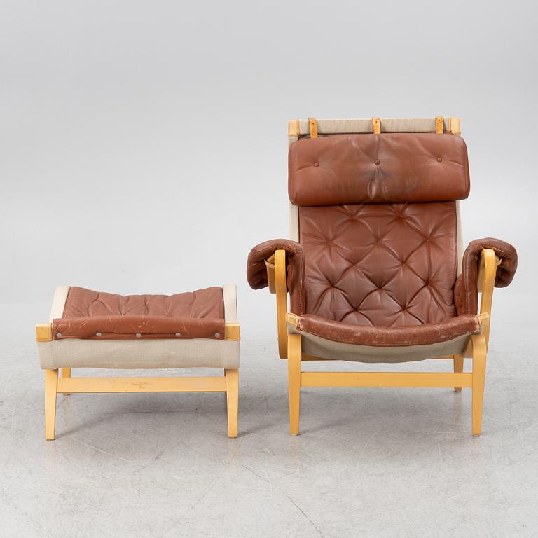 Bruno Mathsson, fåtölj med fotpall, "Pernilla", Dux.