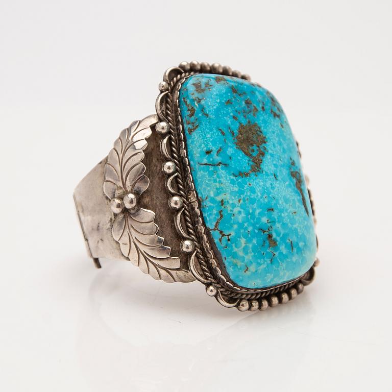 Bracelet, silver set with turquoise.
