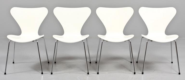 STOLAR, 4 st, "Sjuan", Arne Jacobsen, Fritz Hansen, 1986.