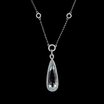 HALSBAND, 18K vitguld, diamanter tot ca 0.53 ct, akvamarin tot ca 6.70 ct.