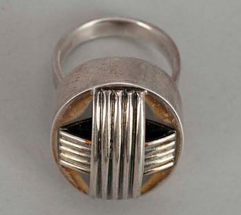 RINGAR, 2 st, sterling silver, E. Granit & Co. Helsingfors 1967. Tot. vikt 18,8 gr.