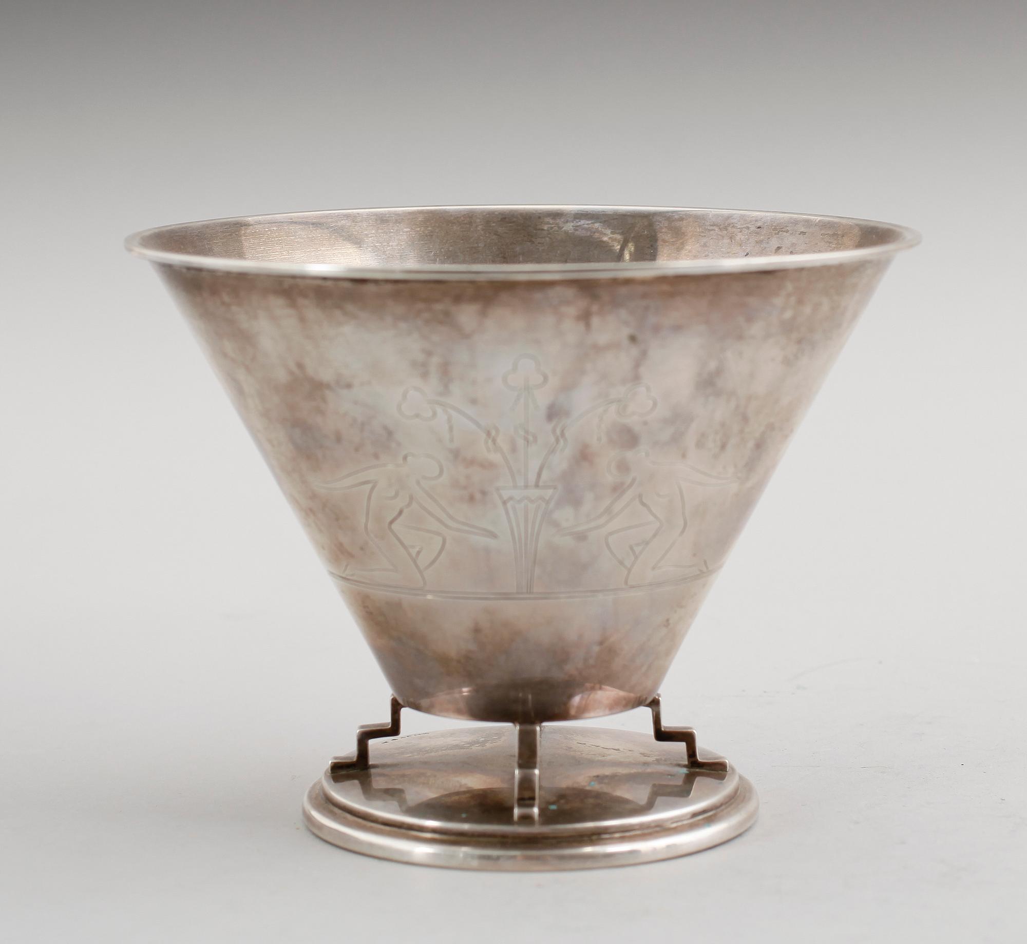 SKÅL, silver, CG Hallberg, Stockholm 1930. Vikt ca 259 gram.