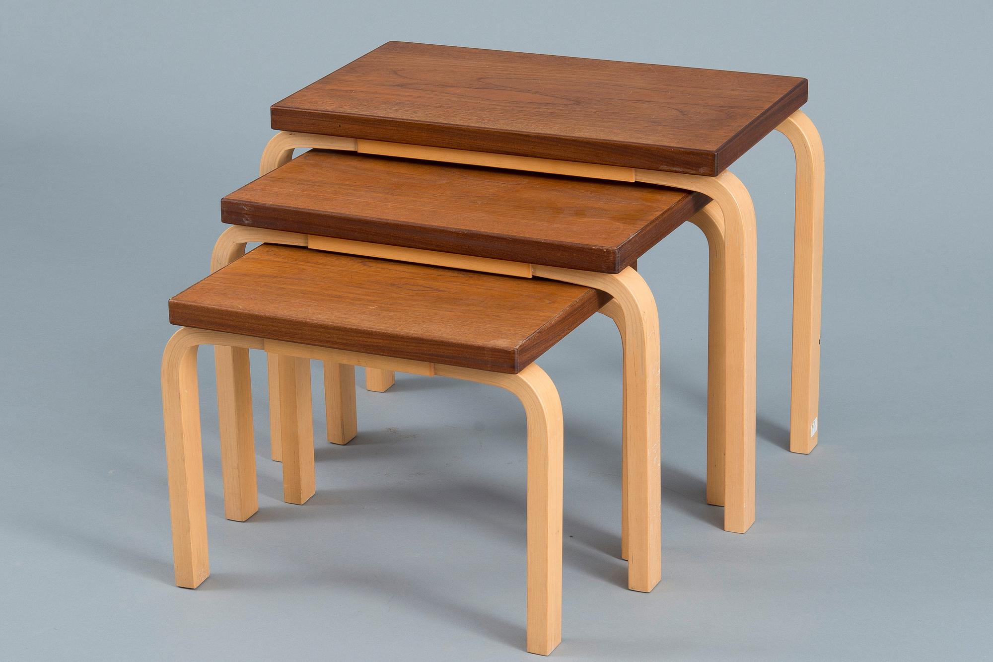 Alvar Aalto, SARJAPÖYTÄ 88, 3 OSAA.