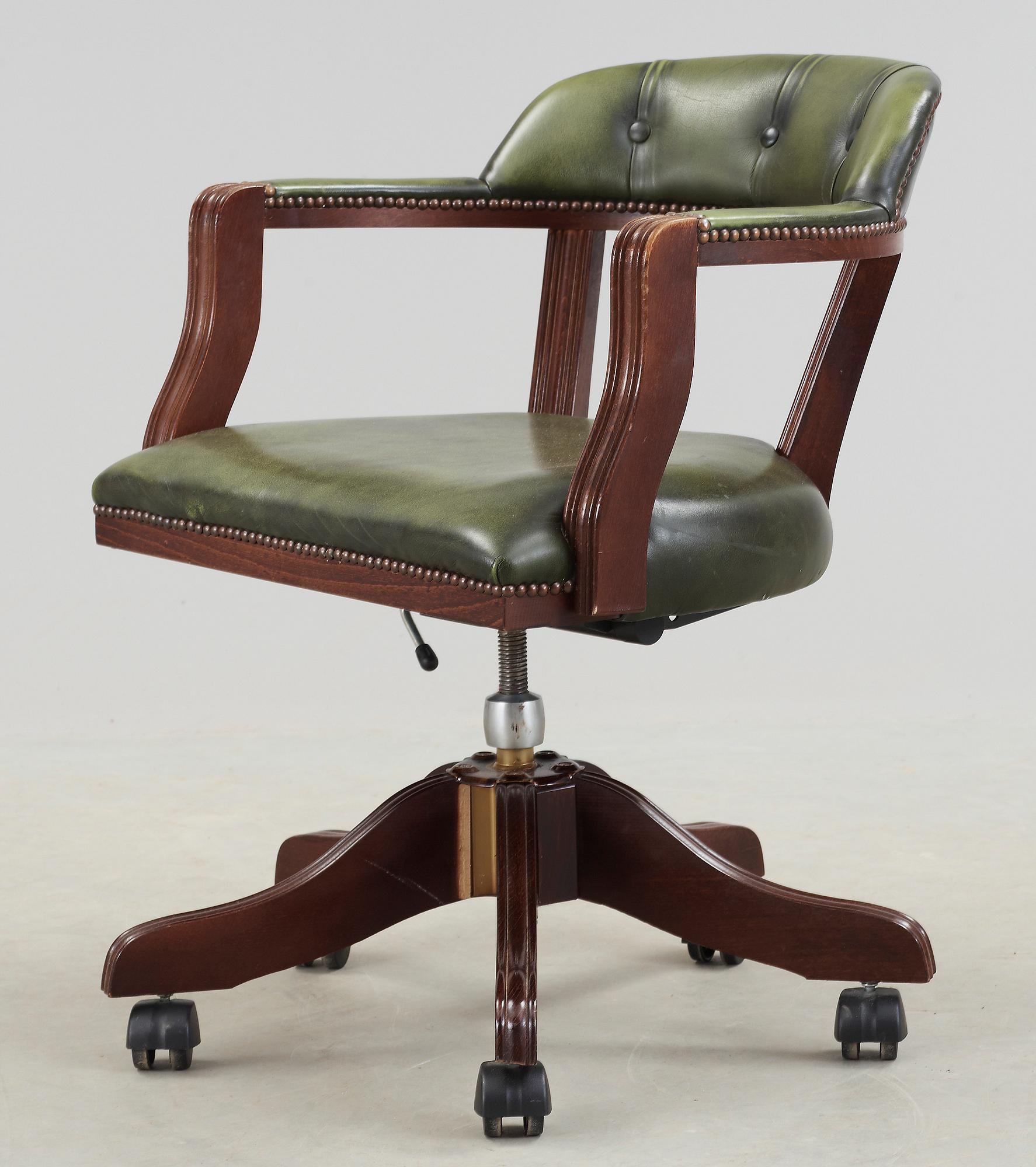 SKRIVBORDSSTOL, England, 1900-talets andra hälft.