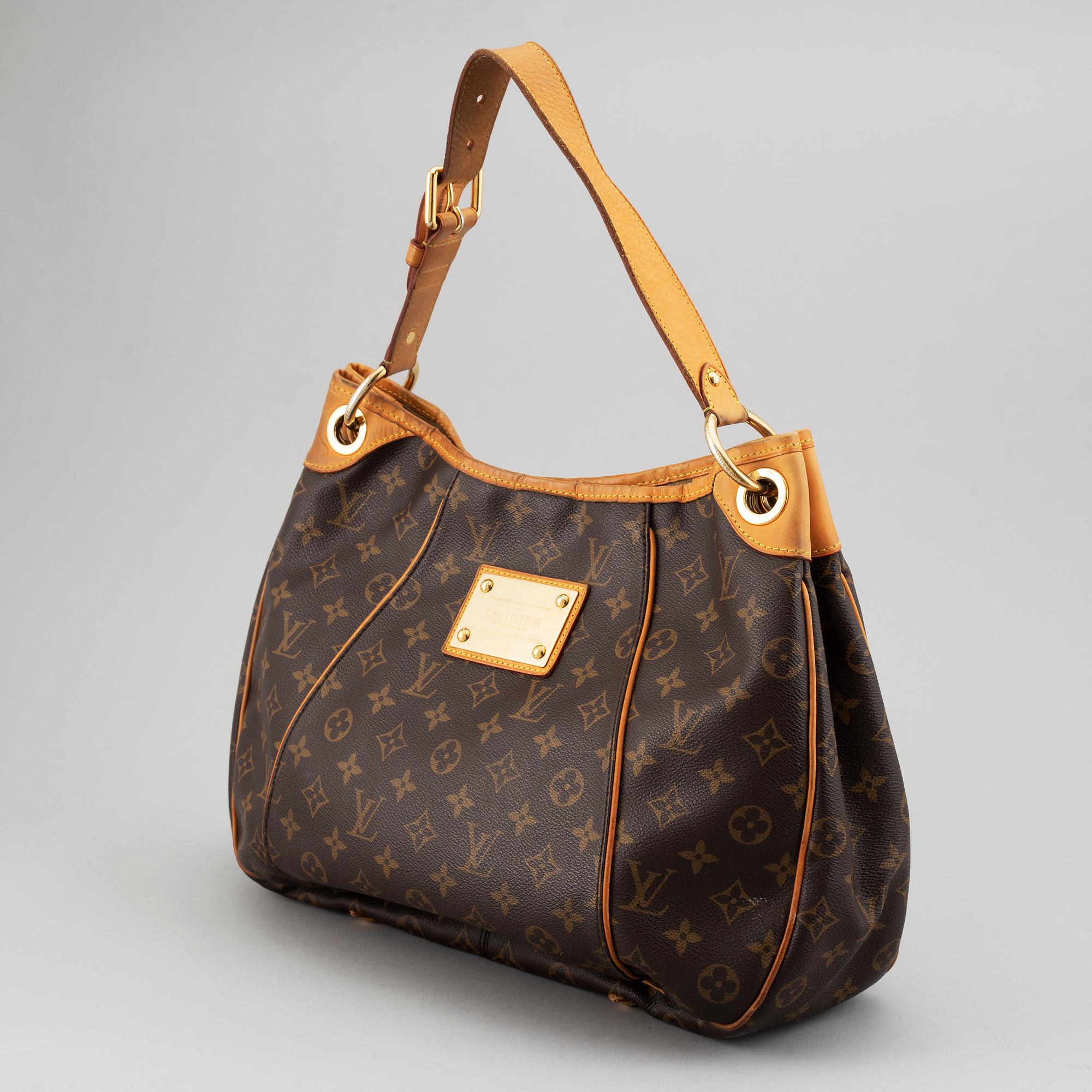 LOUIS VUITTON, a MONOGRAM CANVAS 'Galleria' bag.