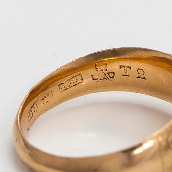 Ring, 18K guld, granater.