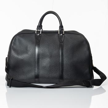 Louis Vuitton, weekendväska, "Taiga Kendall PM".