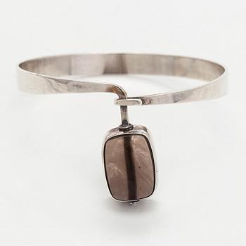Bracelet, smoky quartz, silver, Veikko Reinikka, Kalevala Koru, Helsinki 1960.