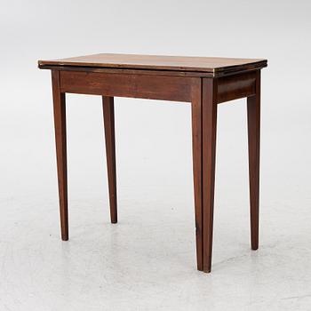 A games table, 19th century.