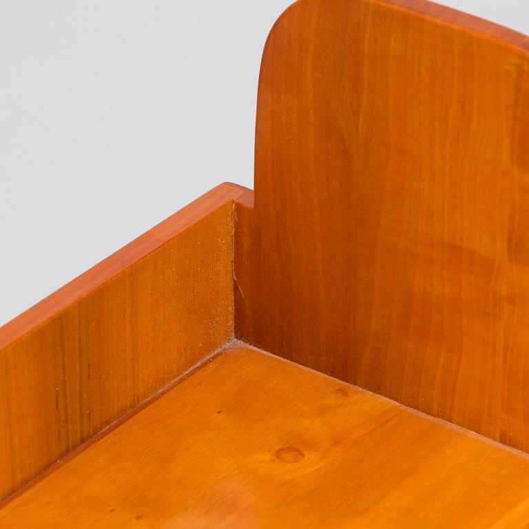 Josef Frank, wall shelf model 2085 for Firma Svenskt Tenn.