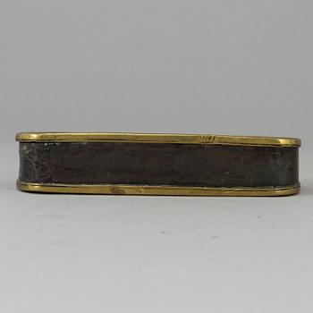 AN 18TH CENTURY BRASS BOX.