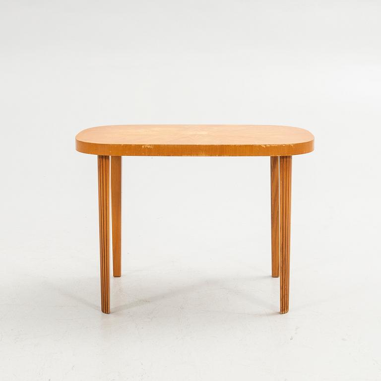 Side table, Swedish Modern, first half of the 20th century.