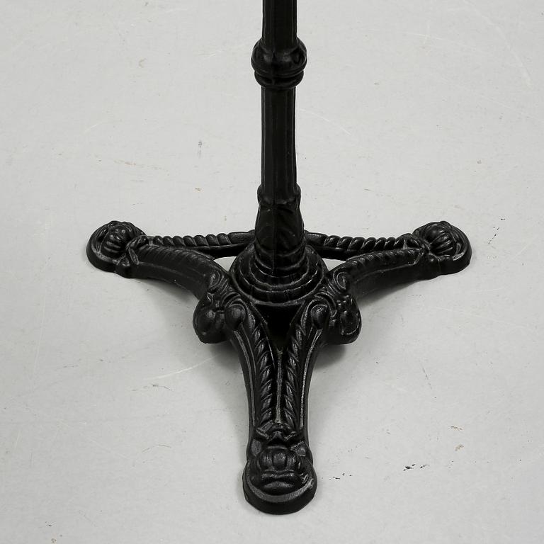 TRÄDGÅRDSBORD, 1900-talets andra hälft.