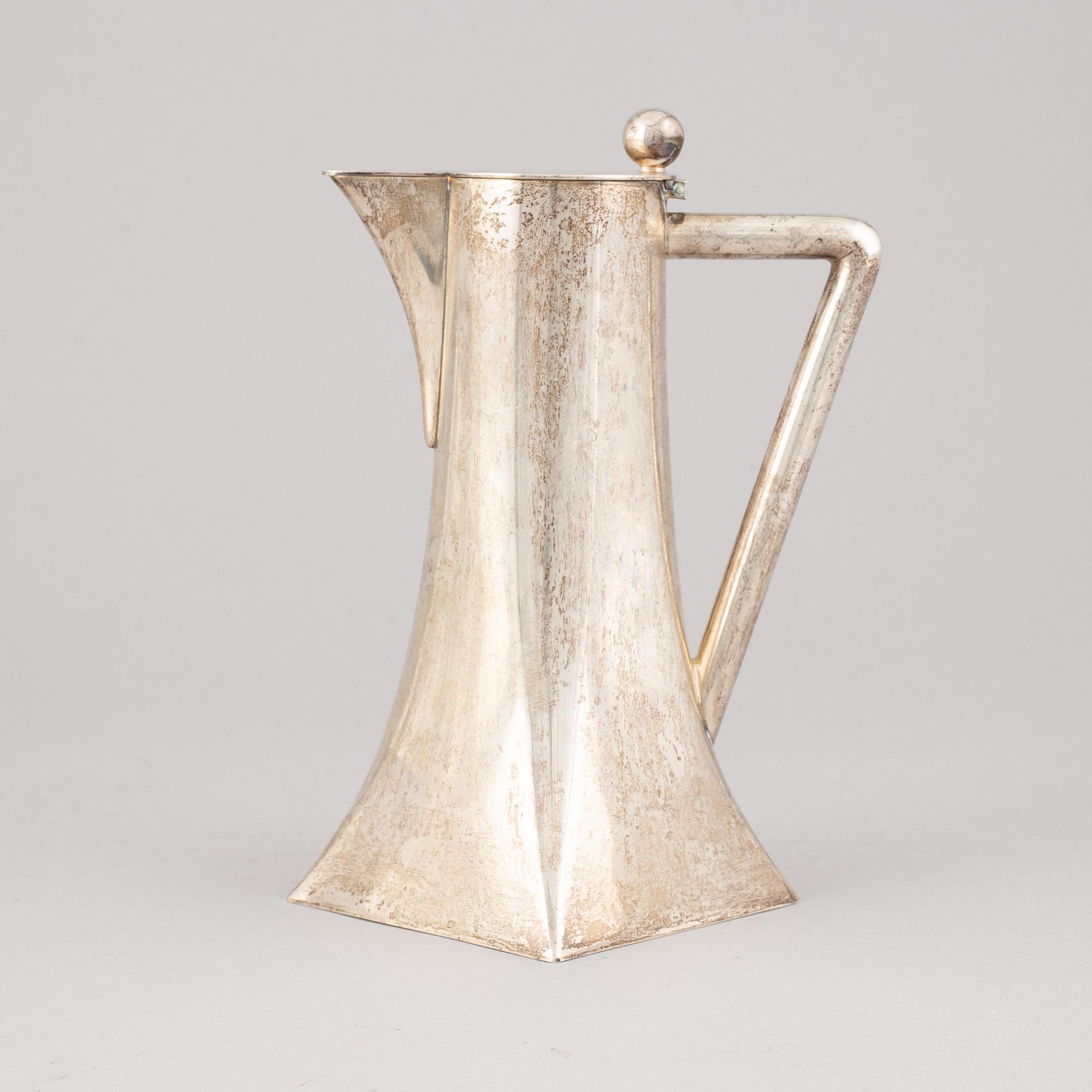 Vinkaraff, silver, Art Nouveau, AB David Andersen & Co, troligtvis, Stockholm, 1907.