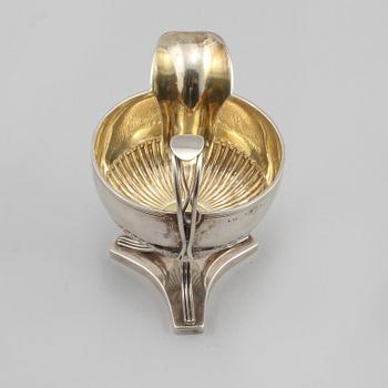 GRÄDDKANNA, silver, Johan Fredrik Björnstedt, Stockholm, empire 1817, vikt 215 gram.