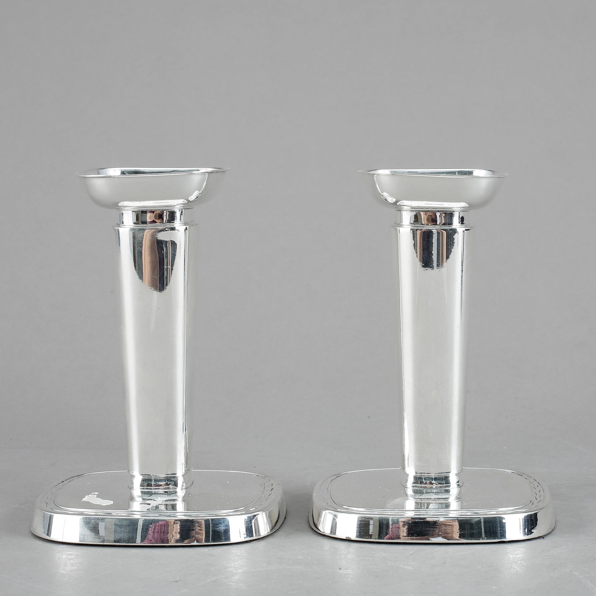 LJUSSTAKAR, ett par, sterlingsilver, Gustaf Janson, Cg Hallberg, Stockholm, 1956.