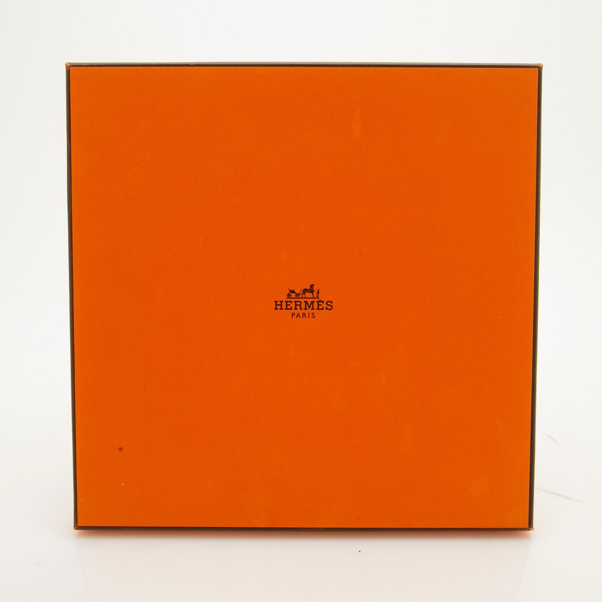 Hermès, scarf, “Carrick à Pompe”.