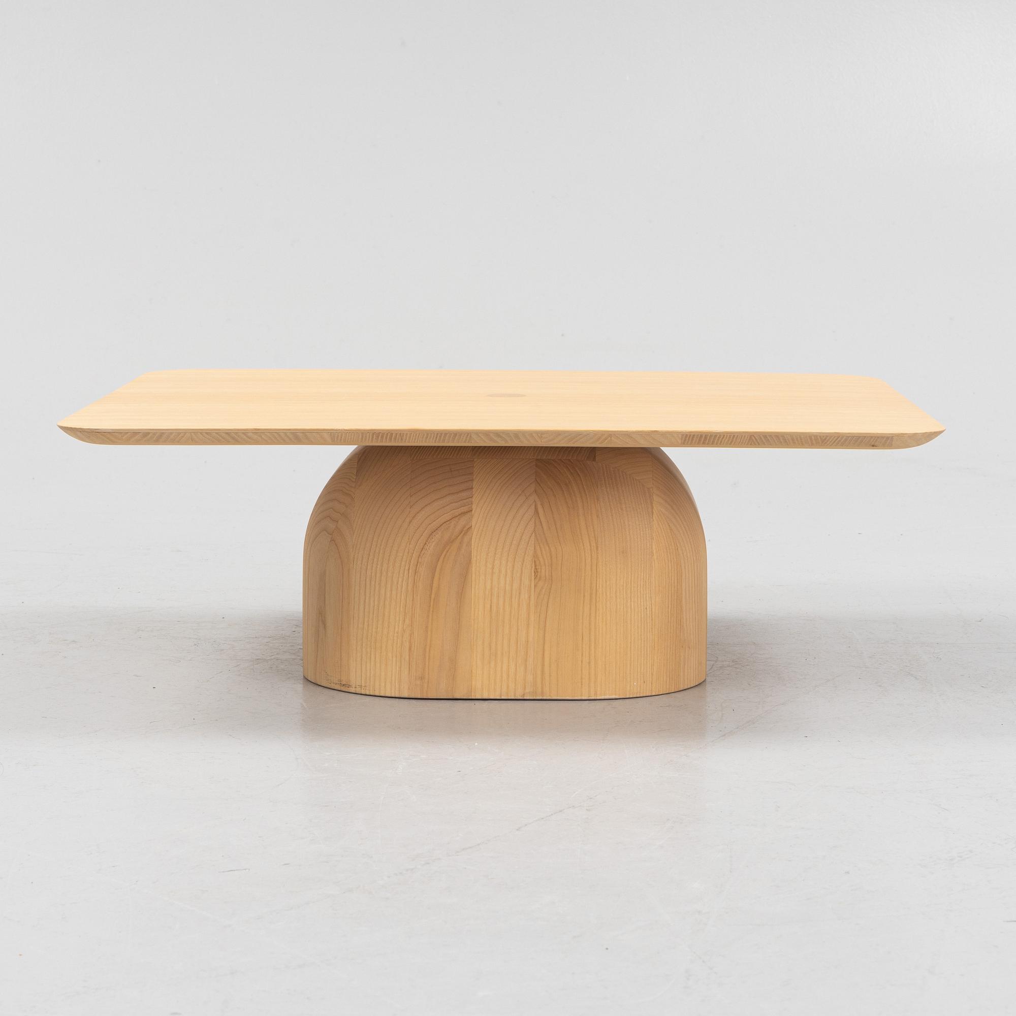 Alfredo Häberli, bord, "April", Nikari, Finland.