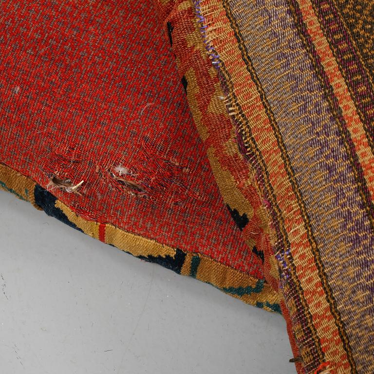KUDDAR, 2 st, Kelim, Kaukasien, old/semiantika.
