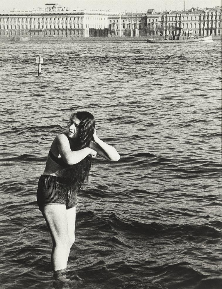 GEORG ODDNER, a photograph, signed and dated 1986.