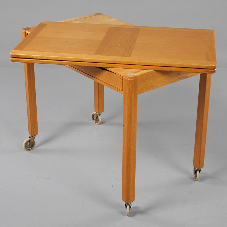 SERVERINGSVAGN, 1900-talets andra hälft.