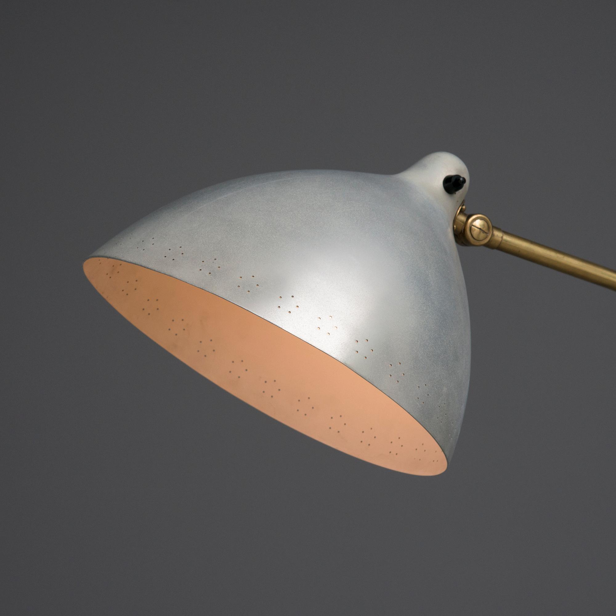 Lisa Johansson-Pape, GOLVLAMPA, model 2062, Stockmann Orno, 1900-talets mitt.